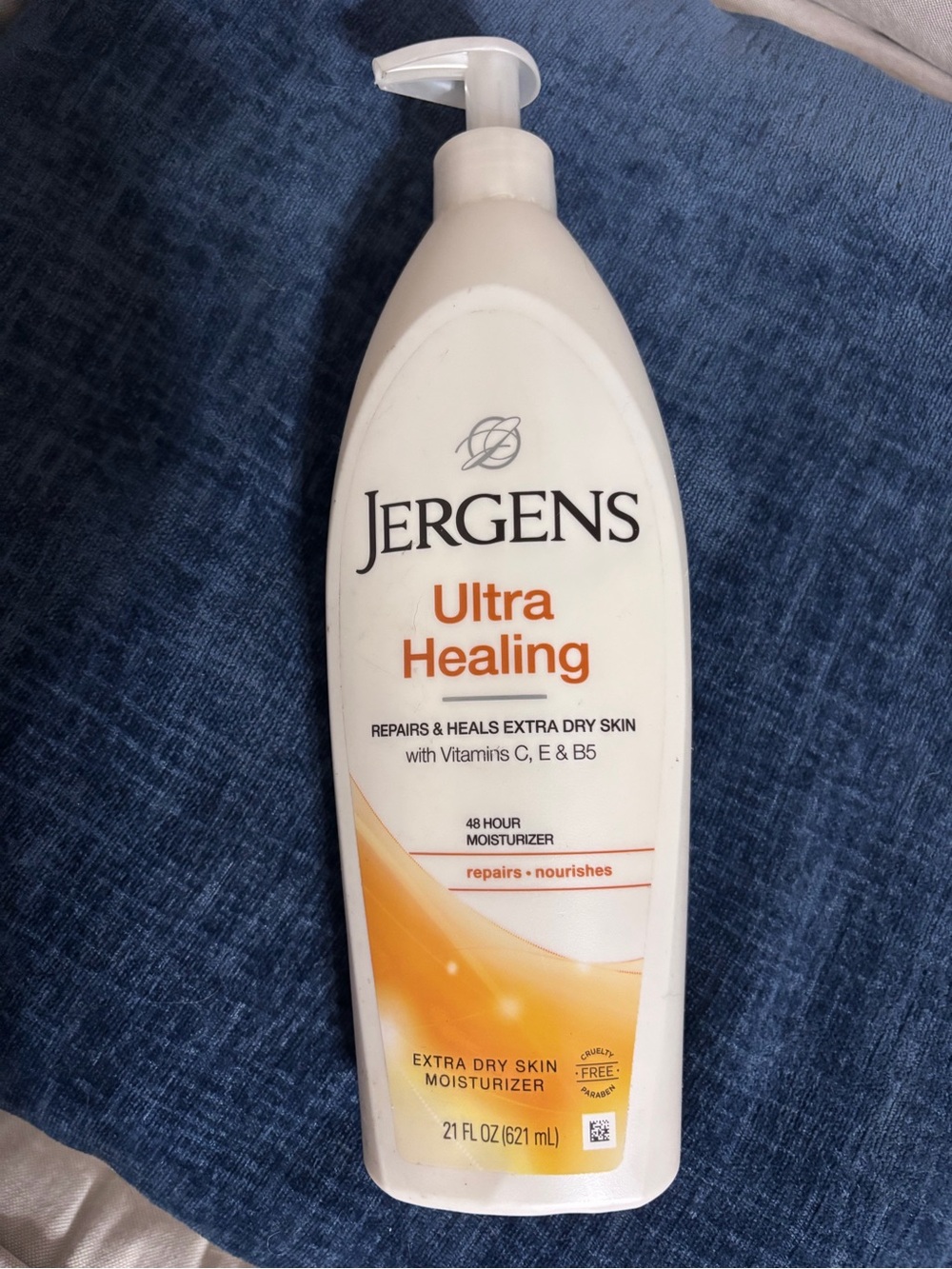 Jergens Ultra Healing Lotion for Extra Dry Skin, 32oz, with Vitamins C, E, B5